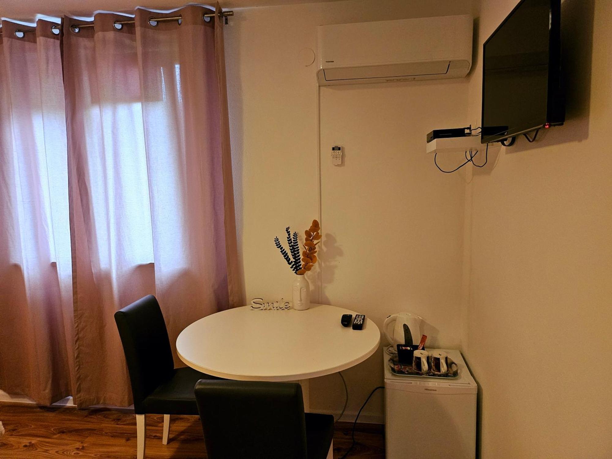 Guest House Lisina Poljanak Εξωτερικό φωτογραφία